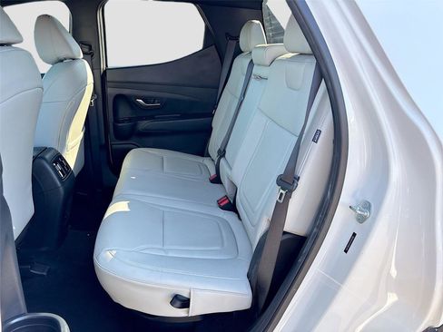 Used 2025 Hyundai Santa Cruz SEL FWD image 23