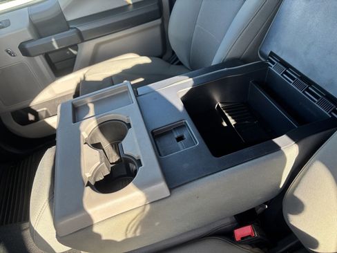 Used 2022 Ford F450 XL w/ STX Appearance Package image 23