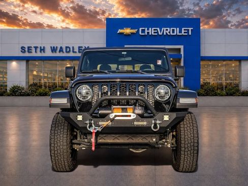 Used 2022 Jeep Gladiator Sport AWD/4WD image 2
