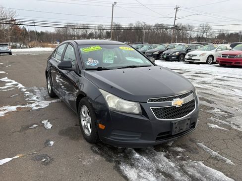 Used 2011 Chevrolet Cruze LT image 1