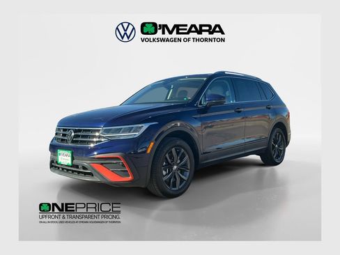 Used 2023 Volkswagen Tiguan SE w/ Panoramic Sunroof Package image 1