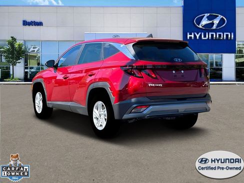 Used 2025 Hyundai Tucson SE AWD/4WD image 5