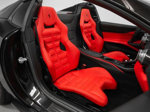 Certified 2022 Ferrari 812 GTS RWD image 25
