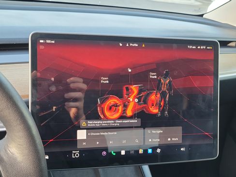Used 2023 Tesla Model Y Performance AWD/4WD image 12