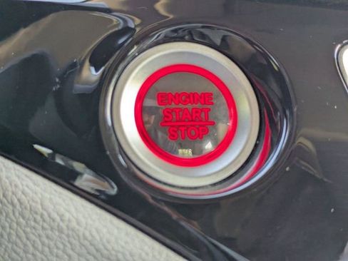 Used 2020 Honda Pilot Touring image 35