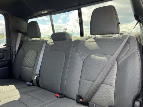 New 2026 RAM 1500 Express AWD/4WD image 25