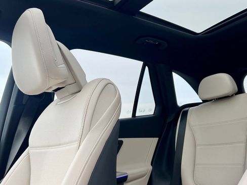 Certified 2026 Mercedes-Benz GLC 300 4MATIC image 27