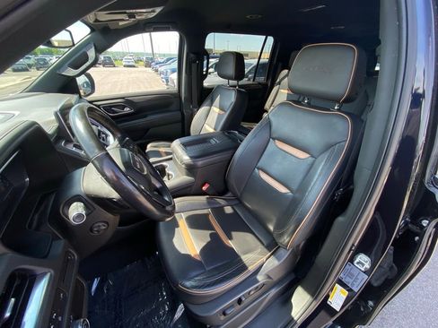 Used 2022 GMC Yukon XL AT4 AWD/4WD image 24