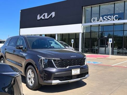 Used 2026 Kia Sorento LX image 1