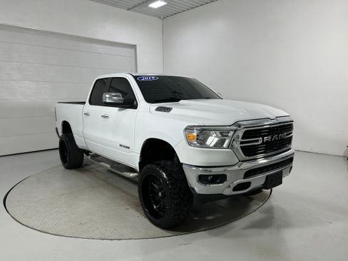 Used 2019 RAM 1500 Big Horn AWD/4WD image 2