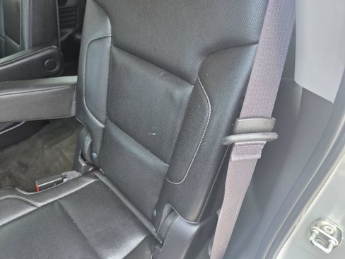 Used 2015 GMC Yukon SLT w/ Open Road Package RWD image 31