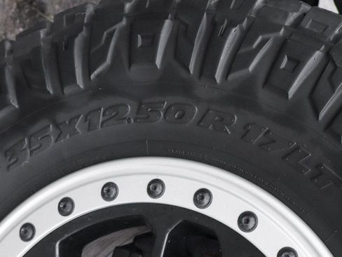 Used 2018 Jeep Wrangler Unlimited Rubicon image 48