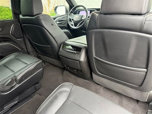 Used 2023 Cadillac Escalade ESV Sport image 26