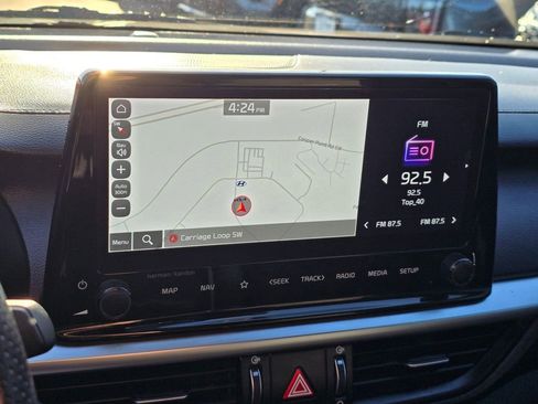 Used 2022 Kia Forte GT-Line w/ GT-Line Premium Package image 21