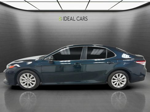 Used 2018 Toyota Camry LE w/ Convenience Package FWD image 8