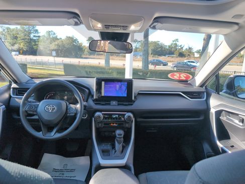 Certified 2025 Toyota RAV4 XLE image 29