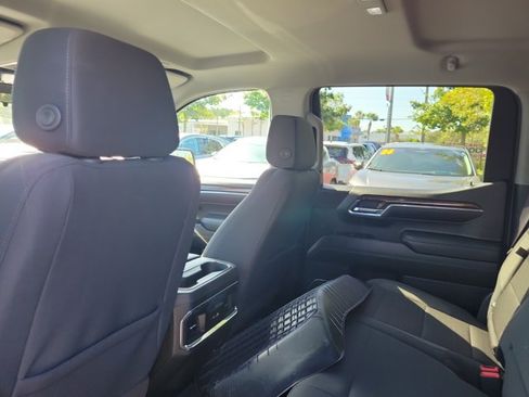 Used 2024 GMC Sierra 1500 Elevation AWD/4WD image 11