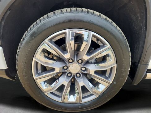 Used 2023 GMC Sierra 1500 Denali w/ Denali Reserve Package AWD/4WD image 17