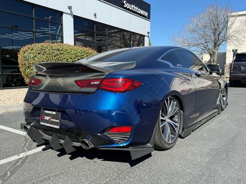 Used 2017 INFINITI Q60 3.0t w/ Premium Plus Package 3.0T image 7