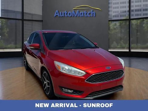 Used 2018 Ford Focus SEL FWD image 1