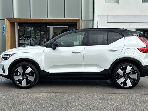 Certified 2023 Volvo XC40 Recharge Ultimate w/ Protection Package Premier image 7