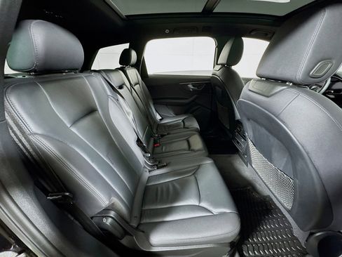 Used 2021 Audi Q7 2.0T Premium w/ Convenience Package image 27