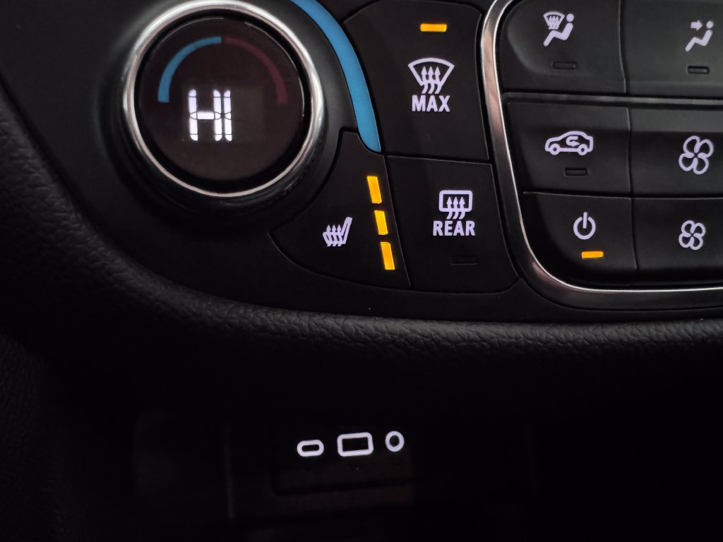 Certified 2024 Chevrolet Equinox RS AWD/4WD image 22
