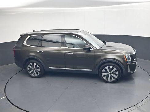 Used 2021 Kia Telluride S AWD/4WD image 33