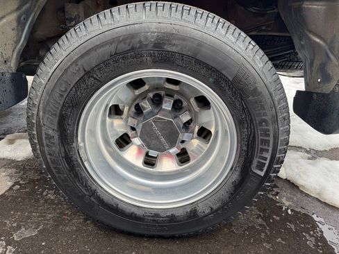 Used 2024 GMC Sierra 3500 Denali Ultimate image 59