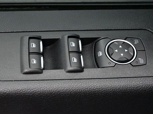 Used 2018 Ford F150 XLT w/ Equipment Group 302A Luxury AWD/4WD image 10