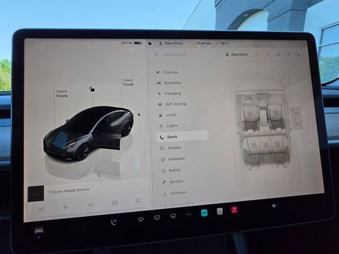 Used 2022 Tesla Model 3 Long Range AWD/4WD image 44