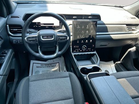 Used 2025 GMC Terrain Elevation AWD/4WD image 23