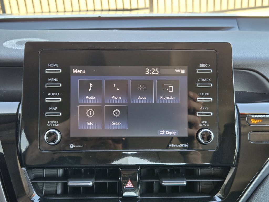 Used 2023 Toyota Camry SE w/ Convenience Package FWD image 13