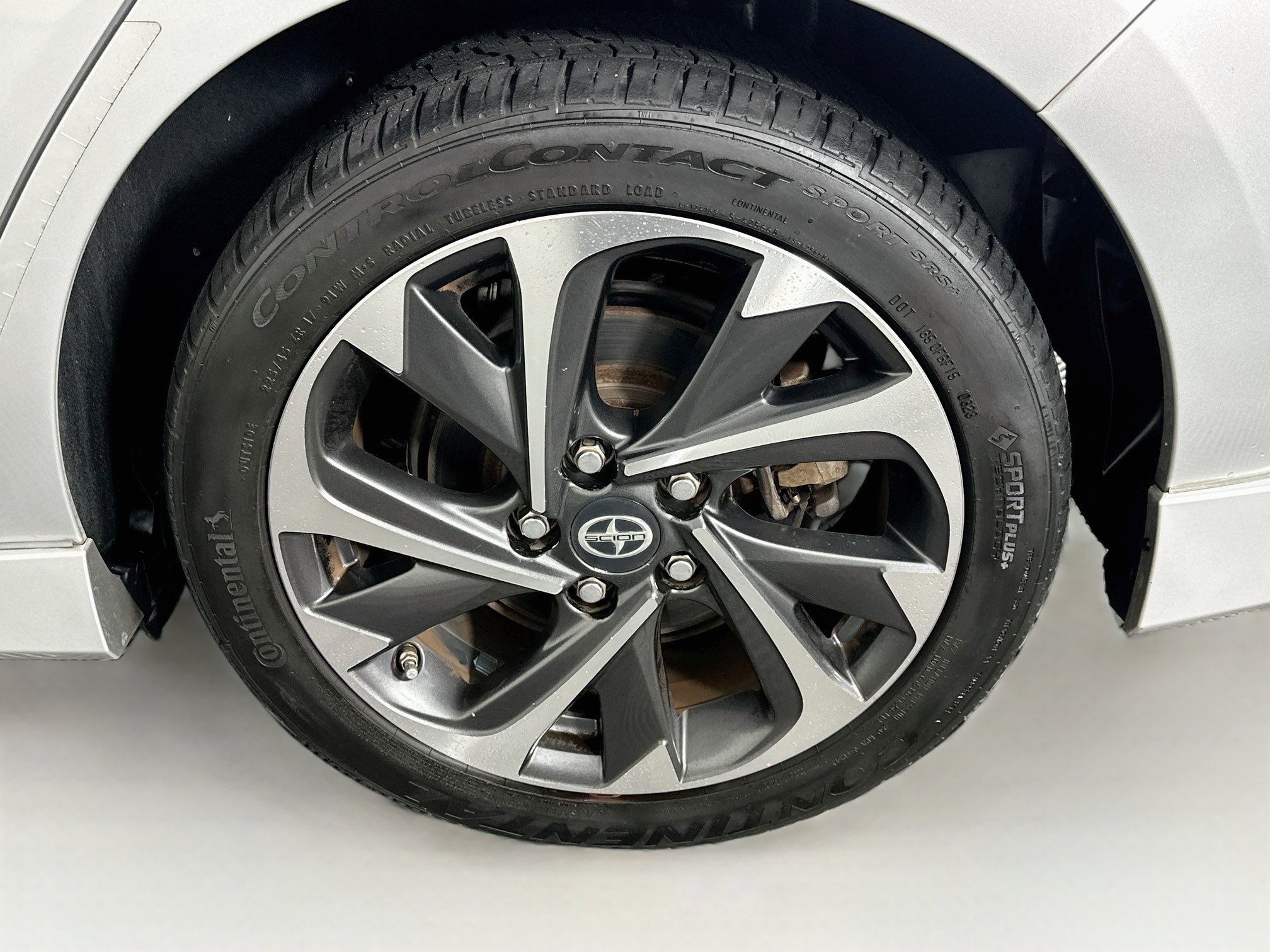 Used 2016 Scion iM FWD image 11