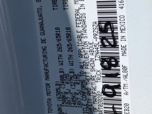 Used 2024 Toyota Tacoma Limited w/ Limited Package (LT) image 24