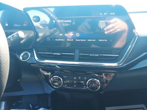 New 2026 Chevrolet Trax RS w/ Driver Confidence Package FWD image 21