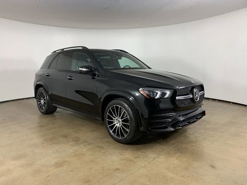 Used 2022 Mercedes-Benz GLE 350 4MATIC w/ AMG Line Exterior image 5