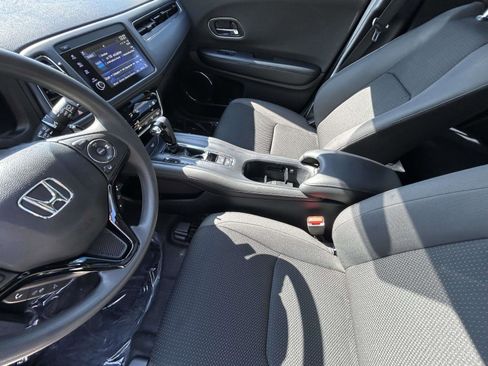 Used 2022 Honda HR-V EX image 10