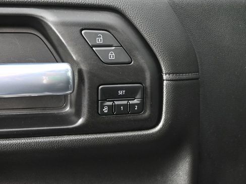 Used 2021 Chevrolet Silverado 1500 High Country w/ Safety Package II AWD/4WD image 20
