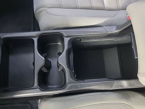 Certified 2022 Honda CR-V EX image 32