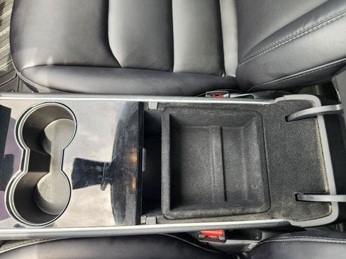 Used 2020 Tesla Model 3 Standard Range RWD image 18