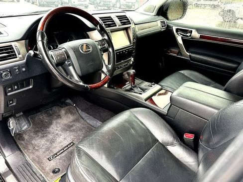 Used 2017 Lexus GX 460 Premium image 13