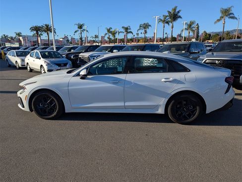 Used 2025 Kia K5 LXS image 2