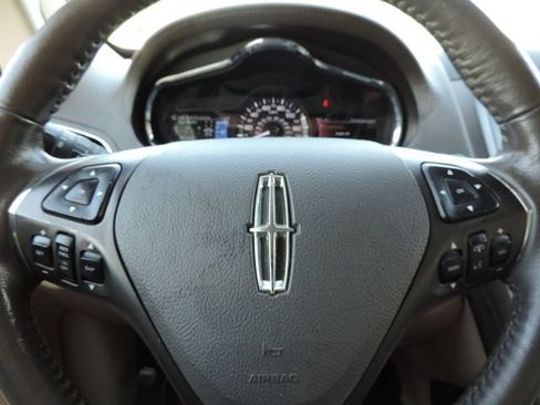 Used 2018 Lincoln MKT AWD w/ Technology Package image 30