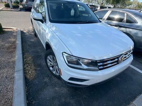Used 2019 Volkswagen Tiguan S w/ Driver Assistance Package AWD/4WD image 4