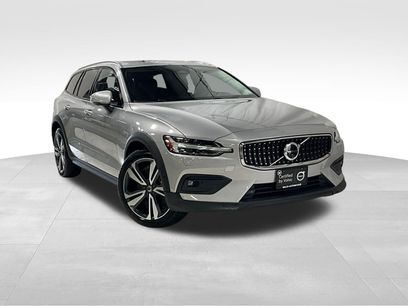 Certified 2025 Volvo V60 B5 Cross Country Plus
