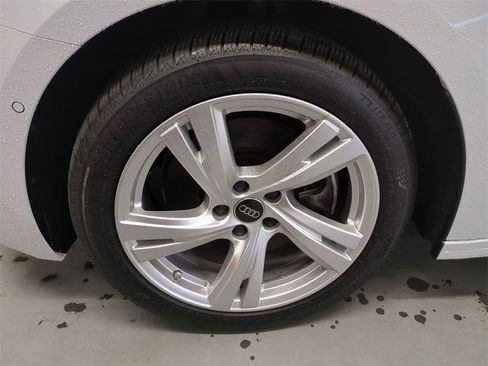 Used 2025 Audi A5 2.0T Premium w/ Convenience Package image 9