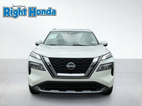 Used 2023 Nissan Rogue SL w/ SL Premium Package FWD image 5
