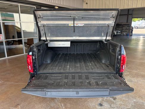 Used 2017 Ford F150 Lariat w/ Equipment Group 502A Luxury AWD/4WD image 25