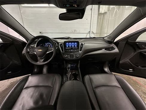 Used 2024 Chevrolet Malibu LT image 22